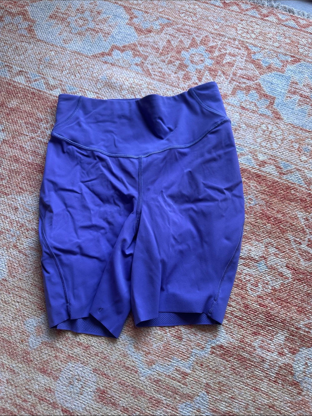Lululemon Base Pace High-Rise Short 6"
Charged Indigo purple W7CAVS size 4 - Picture 5 of 10